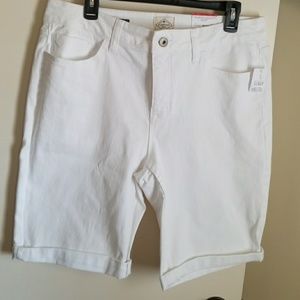 ST JOHN'S BAY Bermuda denim shorts